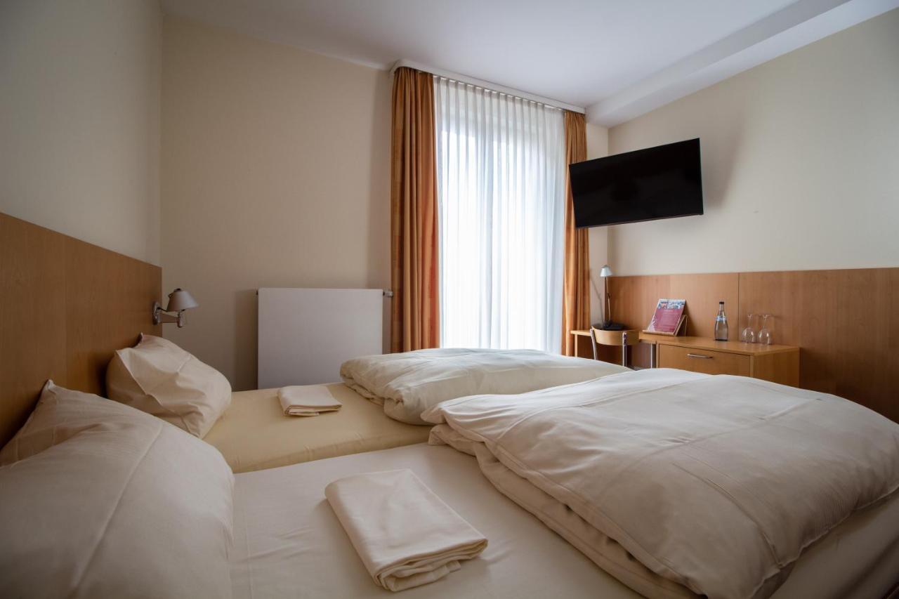 Hotel Goldene Gans 曼海姆 外观 照片